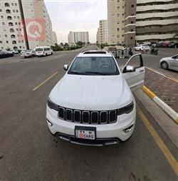 جيب جراند شيروكي